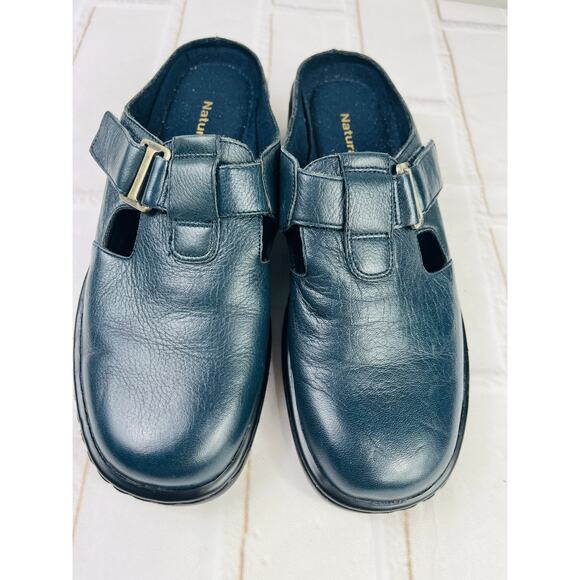 Naturalizer navy leather mules size 6.5 - Picture 1 of 7